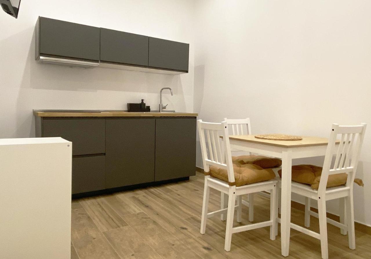 Sami B&B And Holidays Home Tarente Buitenkant foto